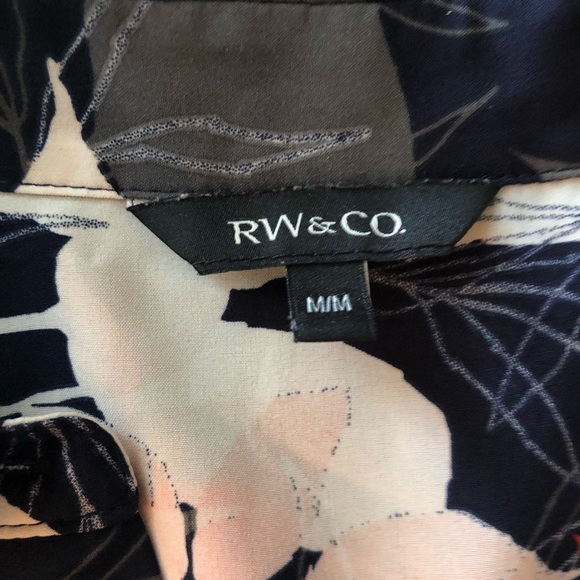 RW&CO. | Floral Button Up Blouse - Picture 6 of 7
